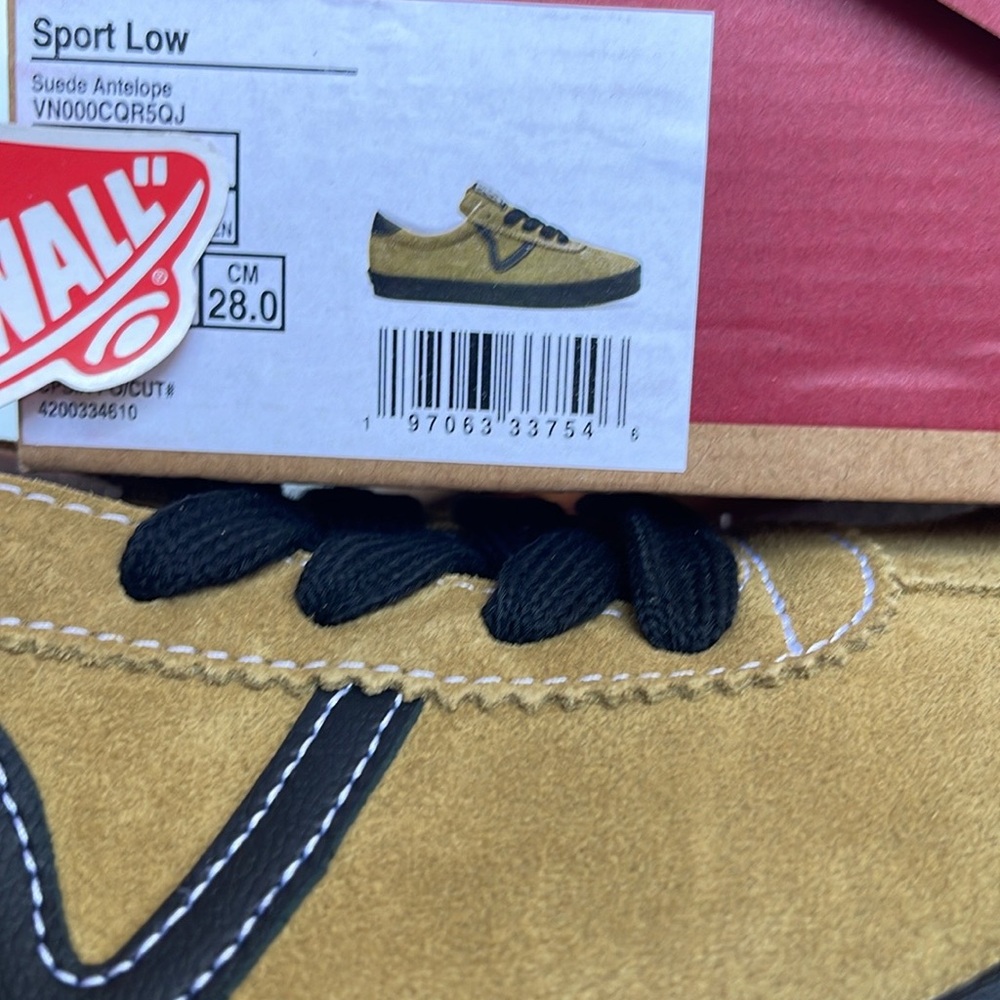Vans Men’s Sport Low Suede Antelope
VN000CQR5QJ
Sneakers - Picture 4 of 16